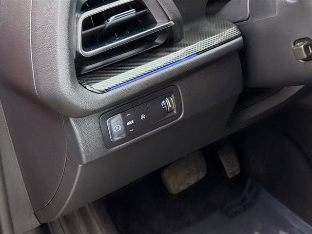 Used 2025 Chevrolet Traverse High Country image 12