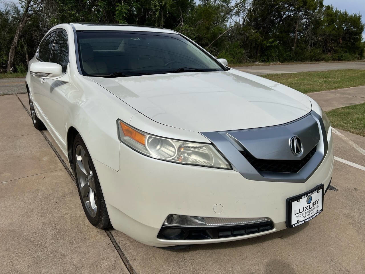 Used 2010 Acura TL w/ Technology Package FWD image 2