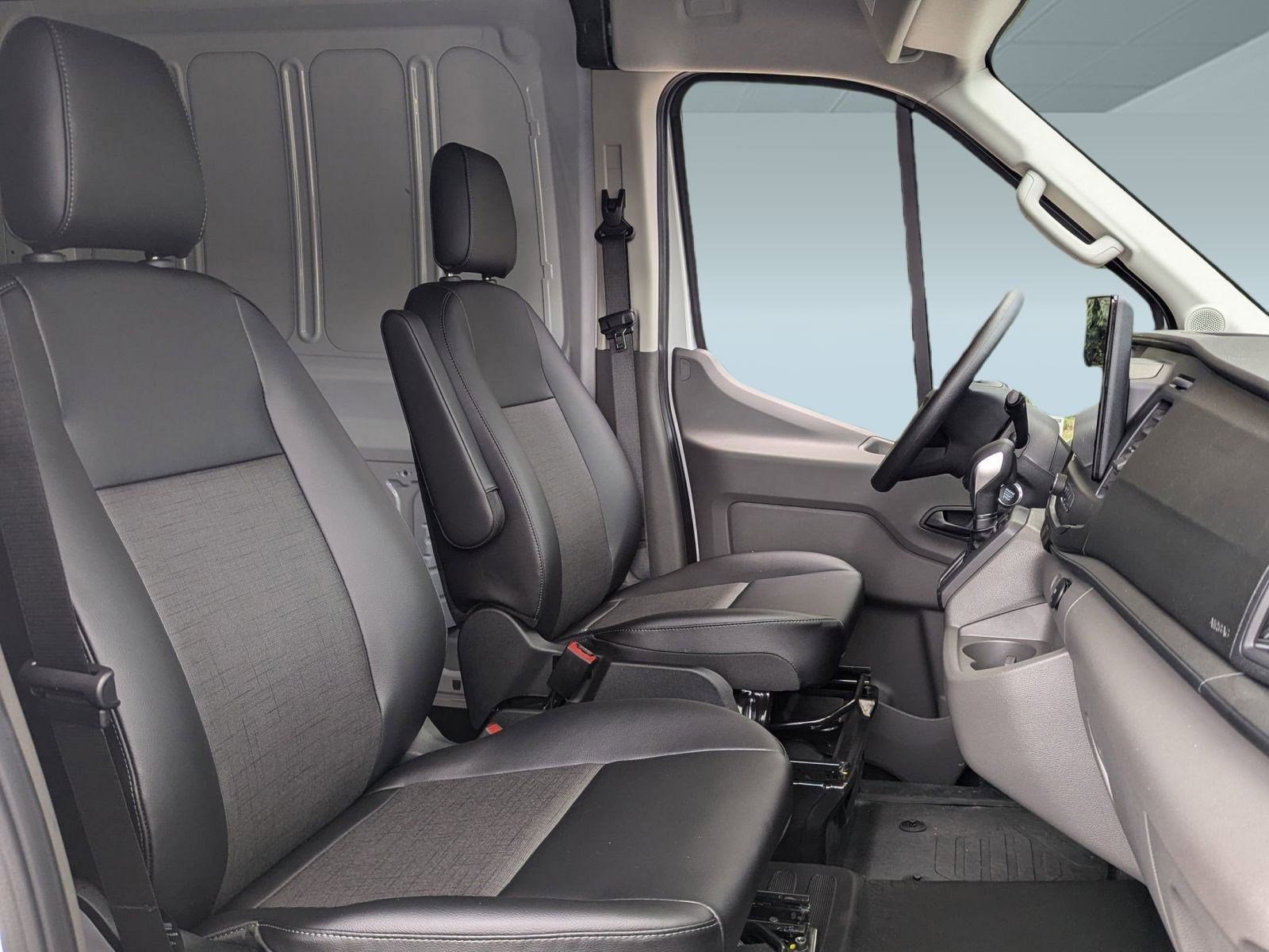 New 2026 Ford Transit 250 148 Medium Roof Extended AWD image 21