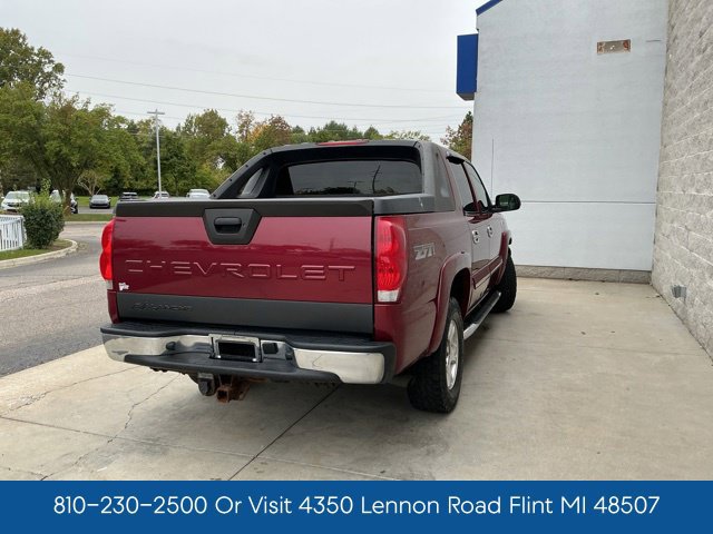 Used 2006 Chevrolet Avalanche Z71 w/ Sun And Sound Package AWD/4WD image 11