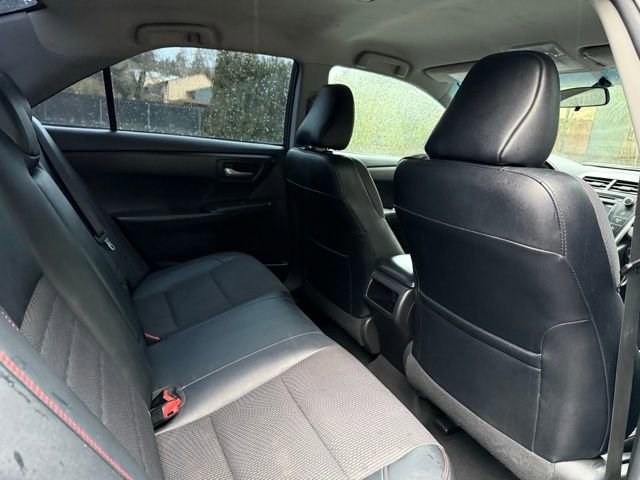 Used 2016 Toyota Camry SE image 24
