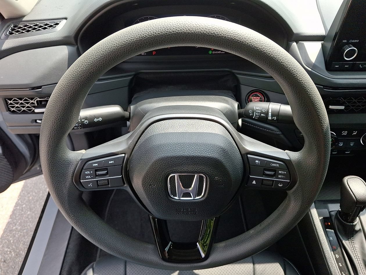 Used 2025 Honda Accord SE image 19