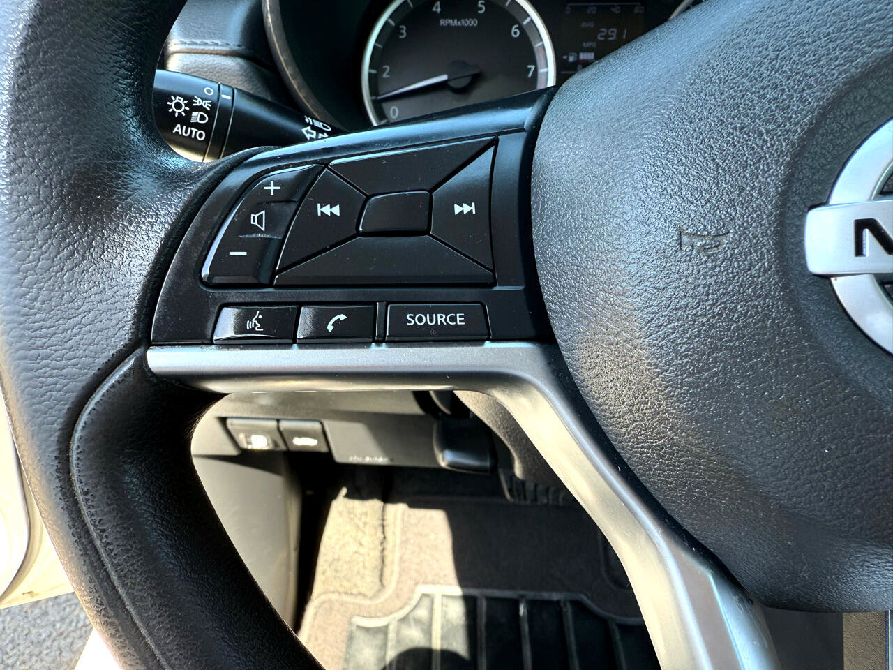 Used 2020 Nissan Versa S image 15