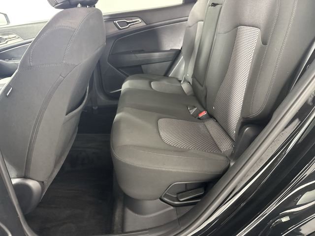 Used 2023 Kia Sportage LX AWD/4WD image 22