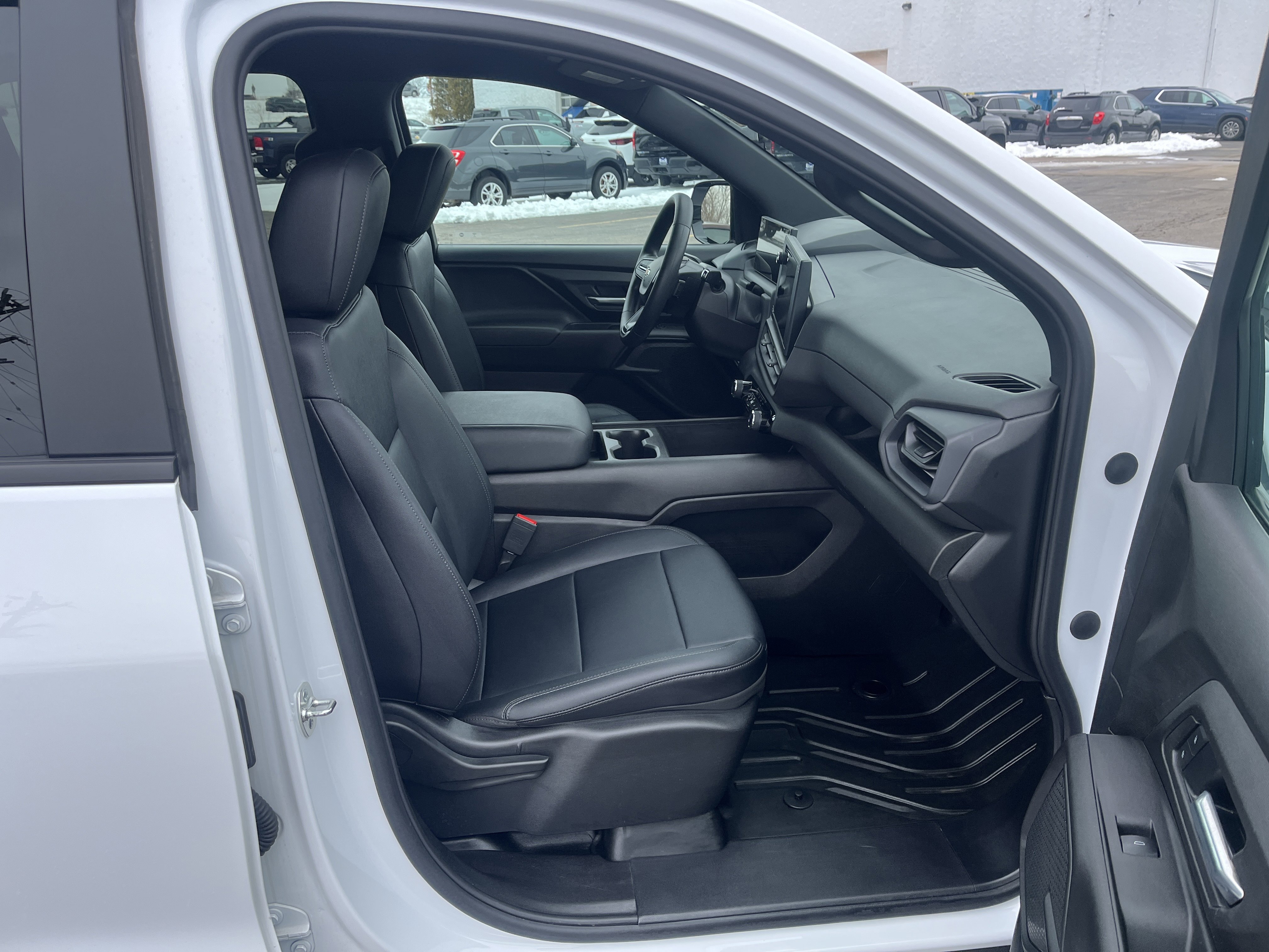 Used 2025 Chevrolet Silverado EV W/T image 18