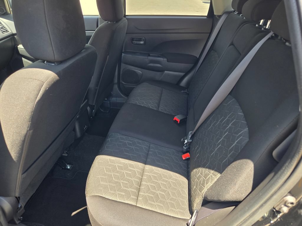 Used 2025 Mitsubishi Outlander Sport AWD image 22