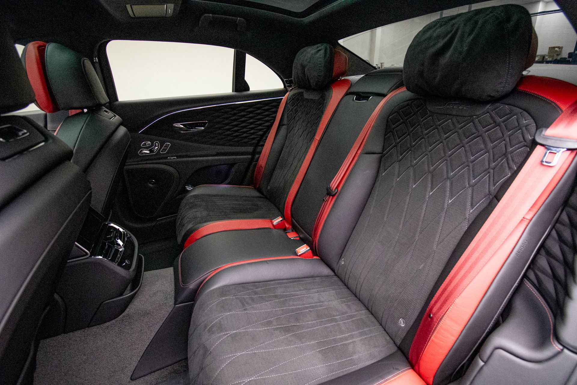 Used 2023 Bentley Flying Spur W12 image 25