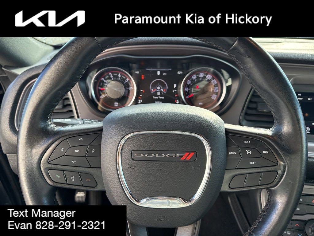 Used 2023 Dodge Challenger SXT image 27