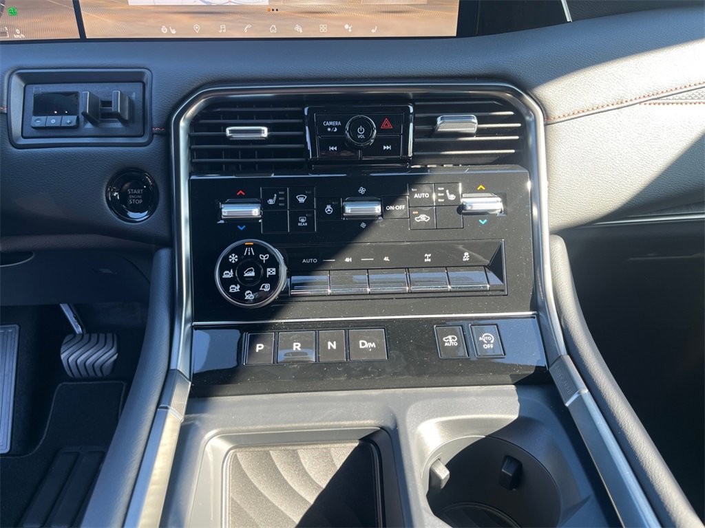 New 2025 Nissan Armada PRO-4X image 15