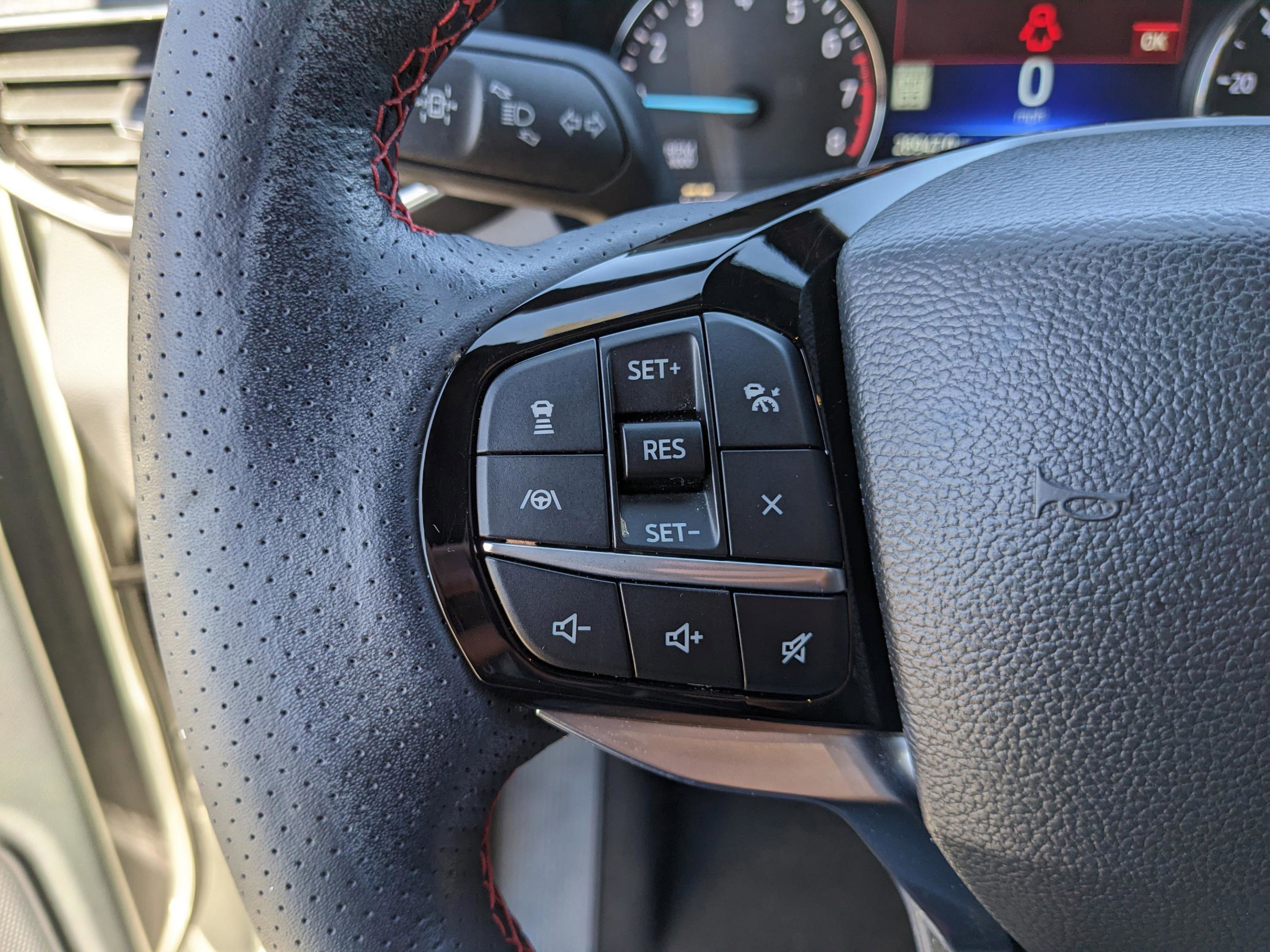 Used 2023 Ford Explorer ST-Line w/ Class IV Trailer Tow Package image 29