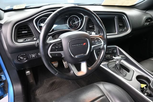 Used 2015 Dodge Challenger R/T Plus RWD image 26