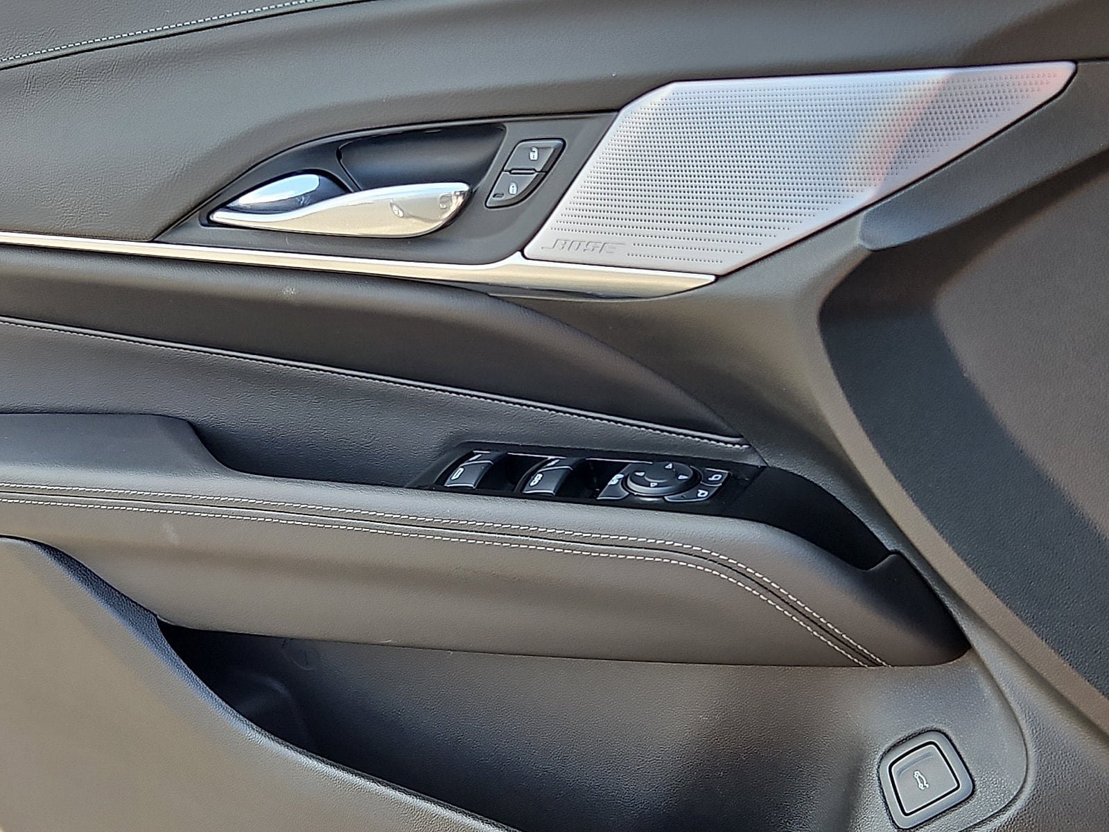 Certified 2025 Cadillac CT4 Luxury w/ Sun And Sound Package RWD image 13
