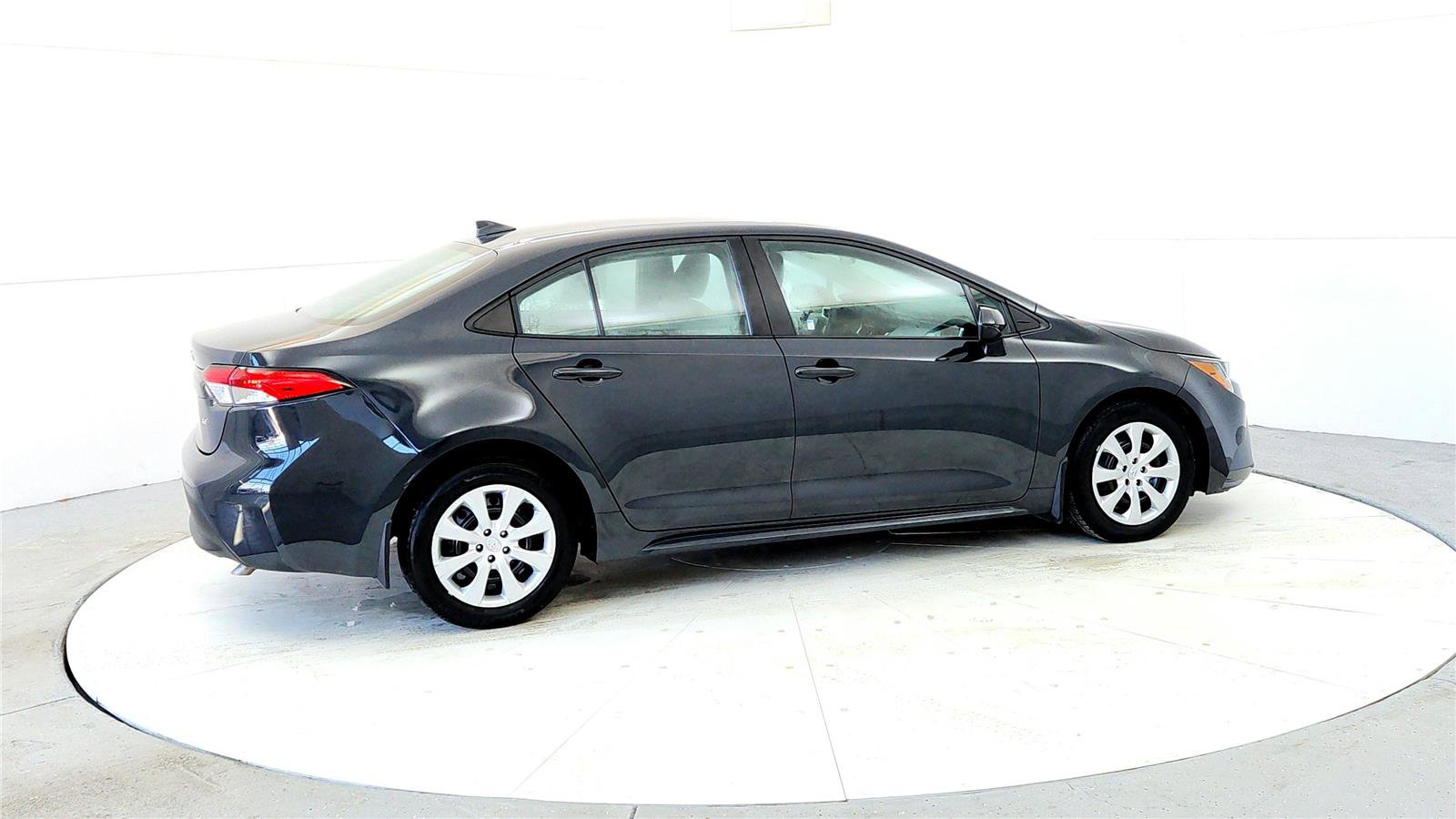 Certified 2023 Toyota Corolla LE image 6