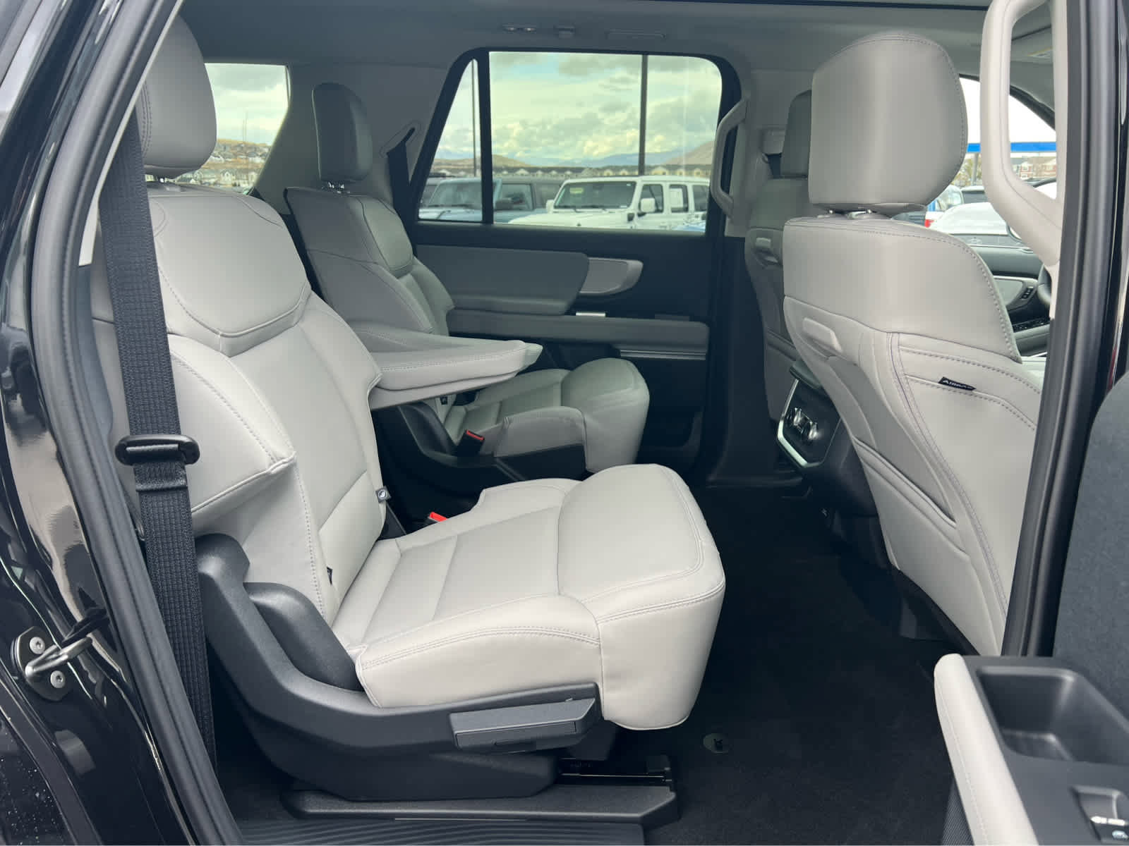 New 2026 Ford Expedition Max Active AWD/4WD image 28