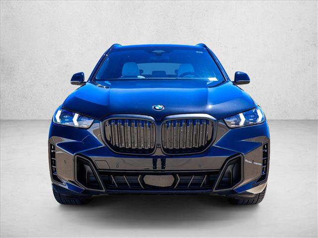 New 2026 BMW X5 xDrive40i w/ M Sport Package AWD/4WD image 2