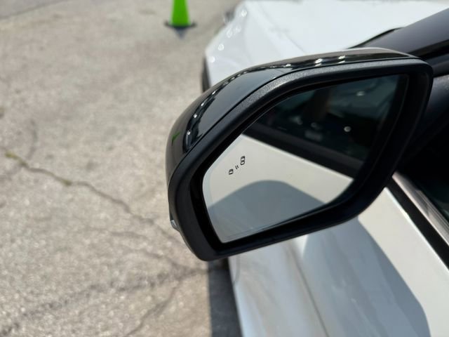 Used 2025 Ford Explorer Platinum w/ Ultimate Package image 15