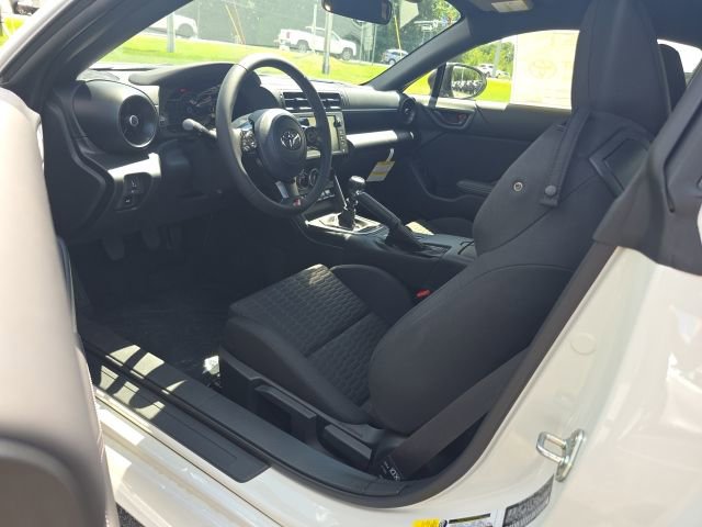 New 2025 Toyota GR86 image 9