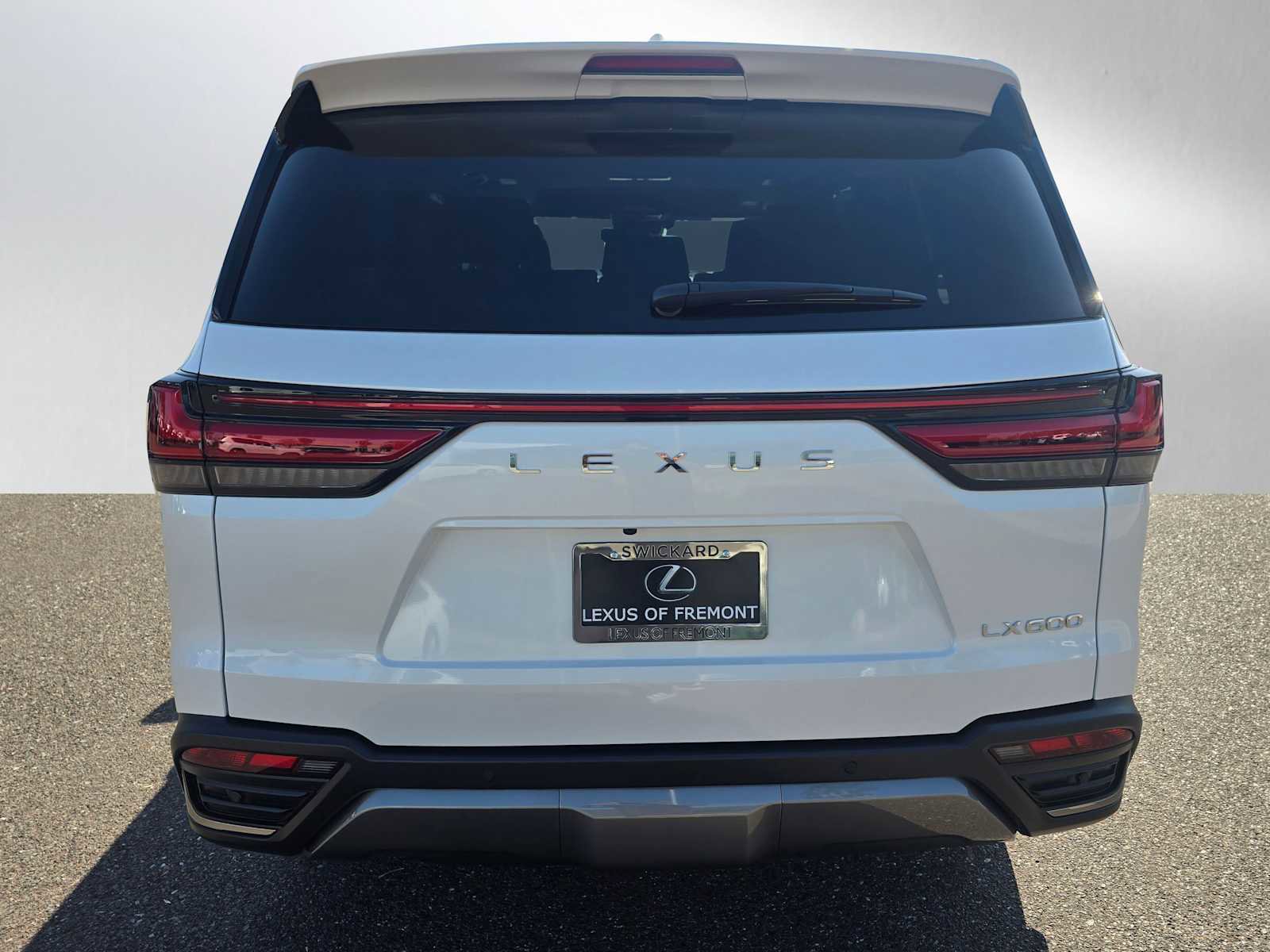 New 2026 Lexus LX 600 4WD w/ Luxury Package image 4