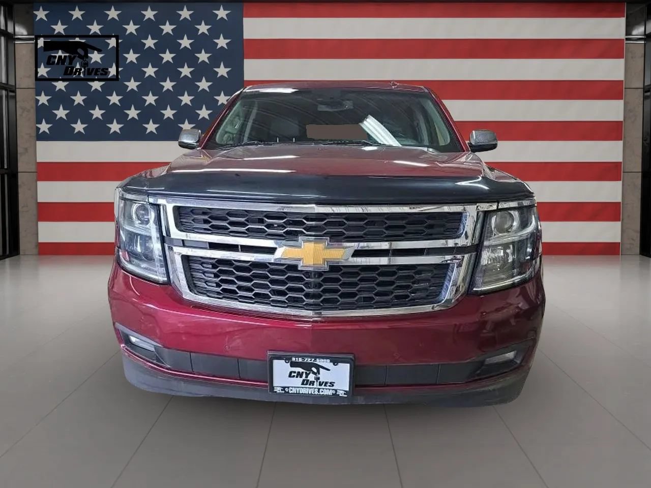 Used 2018 Chevrolet Tahoe LT w/ Luxury Package AWD/4WD image 2
