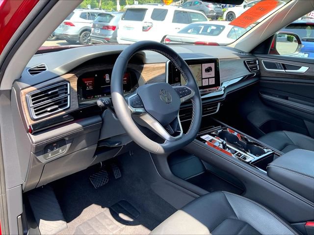 Certified 2024 Volkswagen Atlas SEL AWD/4WD image 4