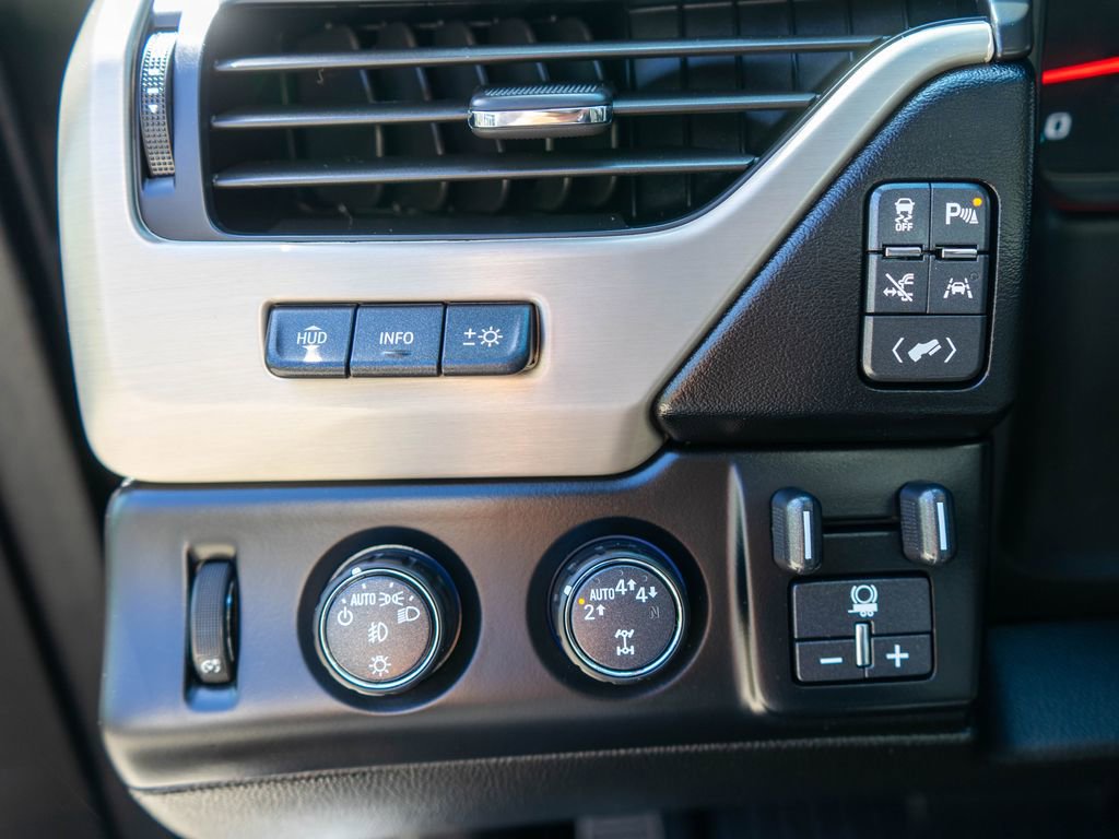 Used 2019 GMC Yukon XL Denali w/ Denali Ultimate Package AWD/4WD image 22