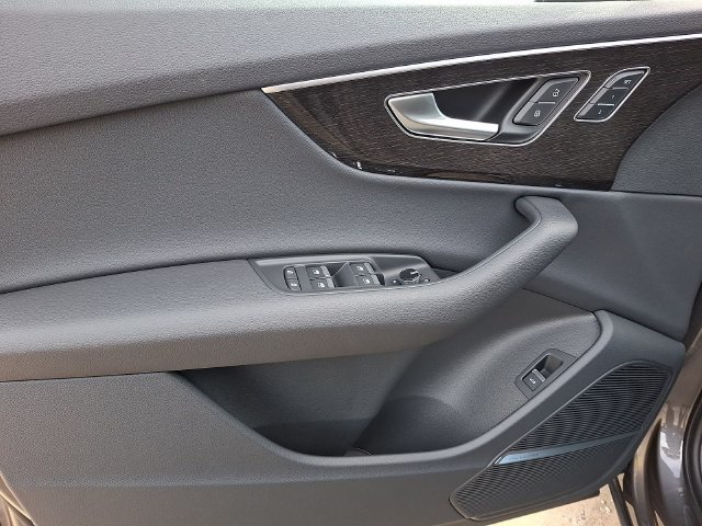 New 2026 Audi Q7 2.0T Premium AWD/4WD image 8