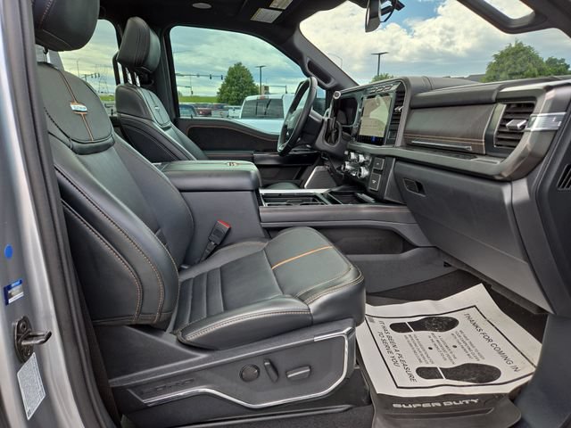 Used 2023 Ford F350 Platinum AWD/4WD image 36
