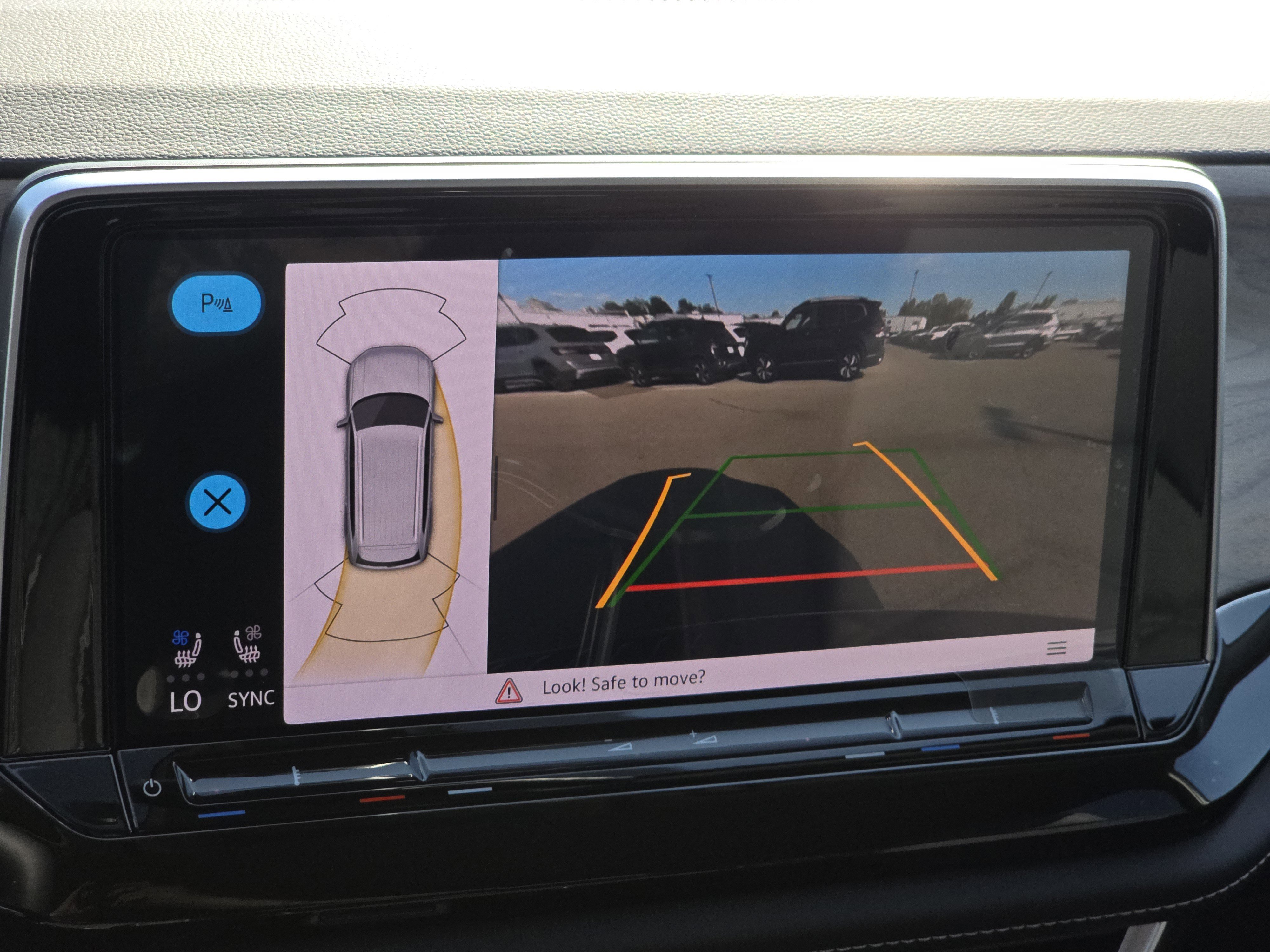 New 2026 Volkswagen Atlas SE image 24