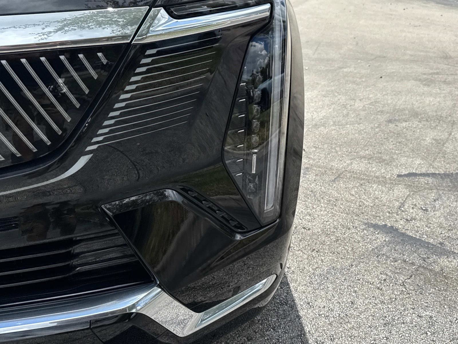 New 2026 Cadillac Escalade IQL Luxury image 9