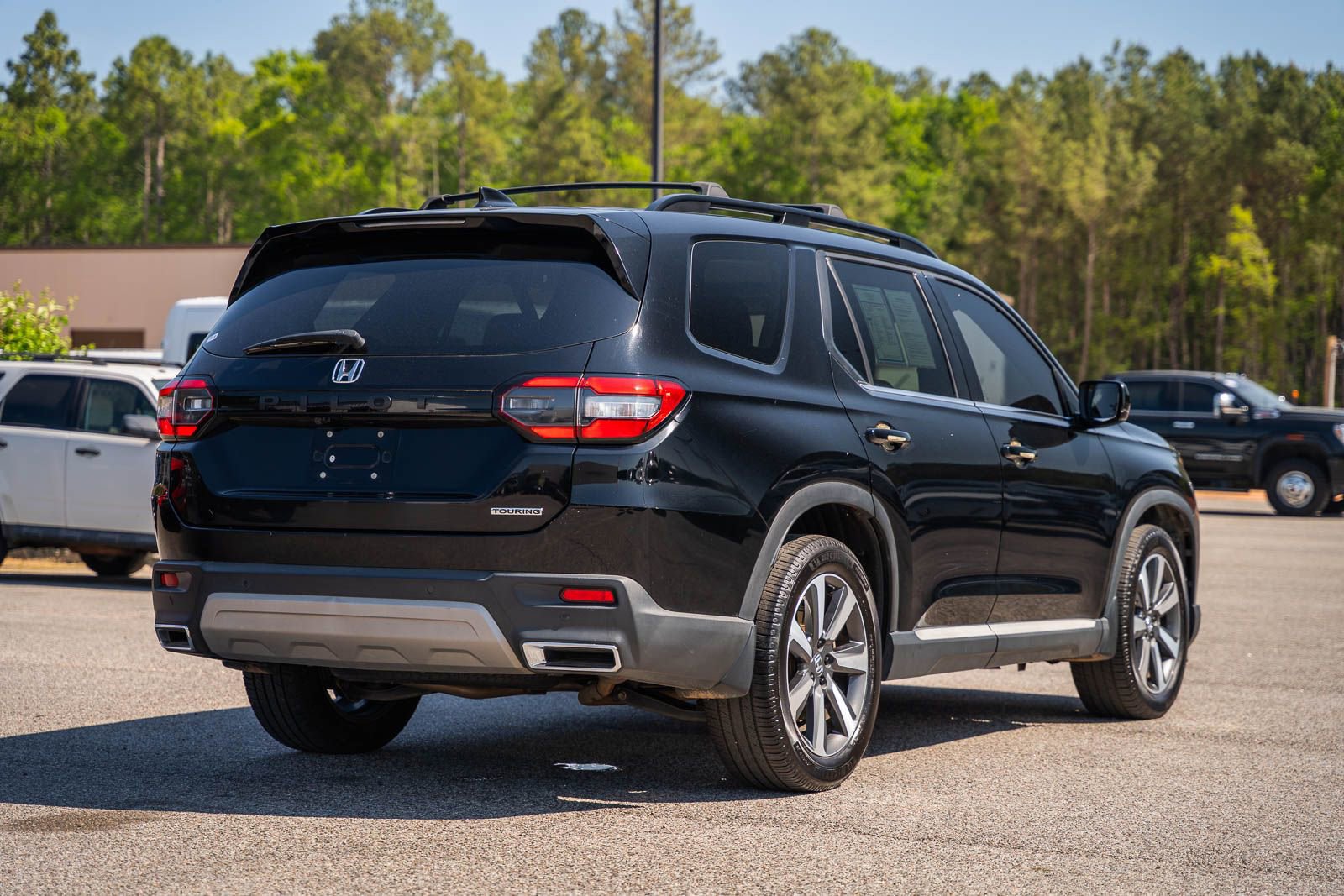 Used 2024 Honda Pilot Touring image 7