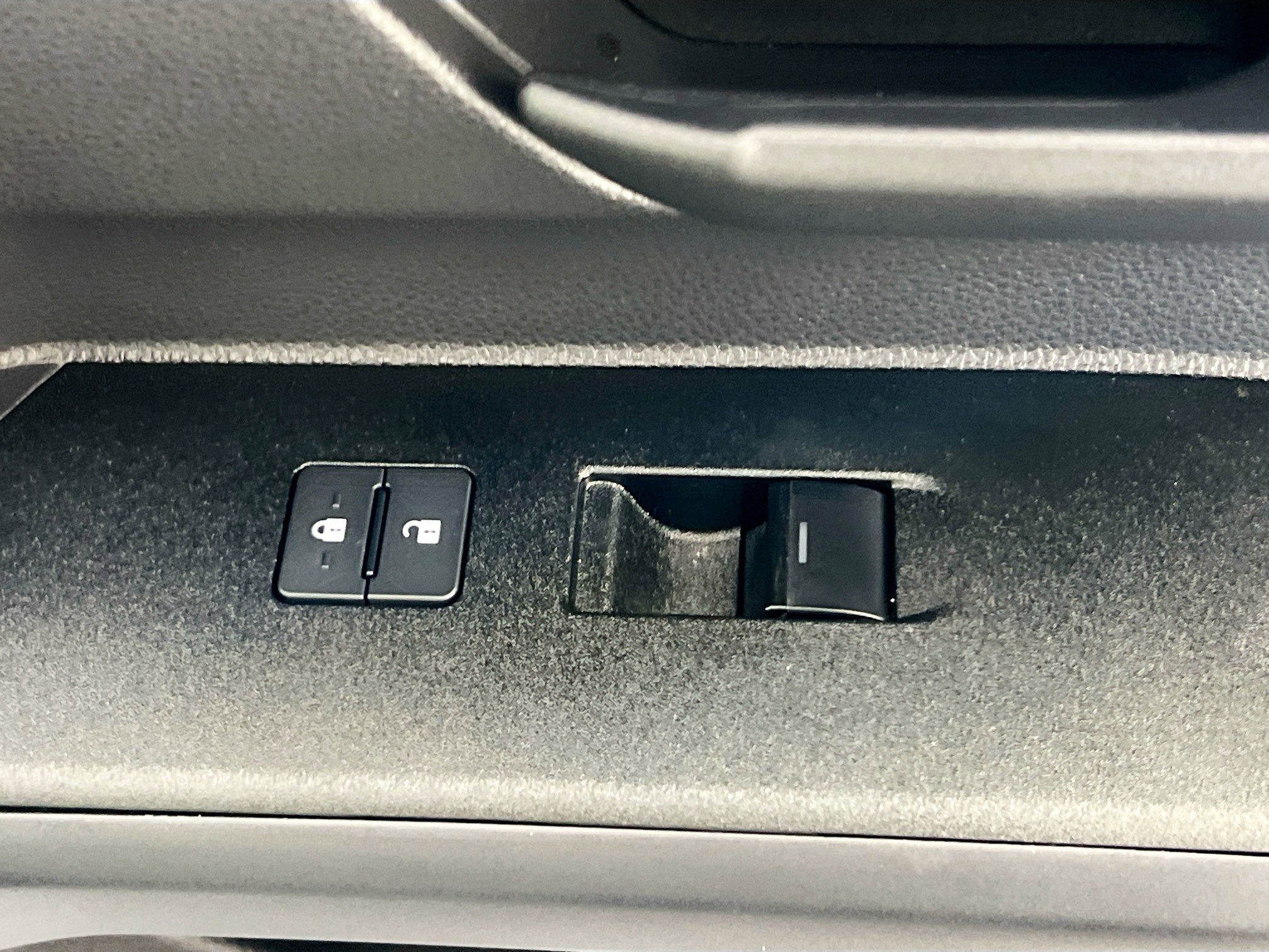 Used 2025 Toyota 4Runner SR5 image 32