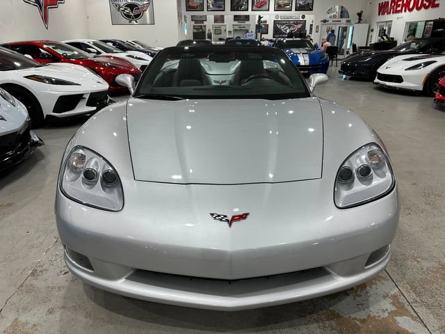 Used 2009 Chevrolet Corvette Convertible w/ Preferred Equipment Group RWD image 32