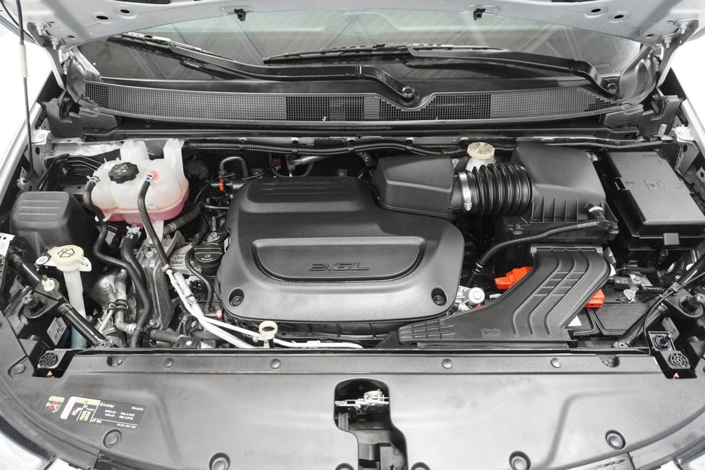 Certified 2024 Chrysler Pacifica Limited image 29
