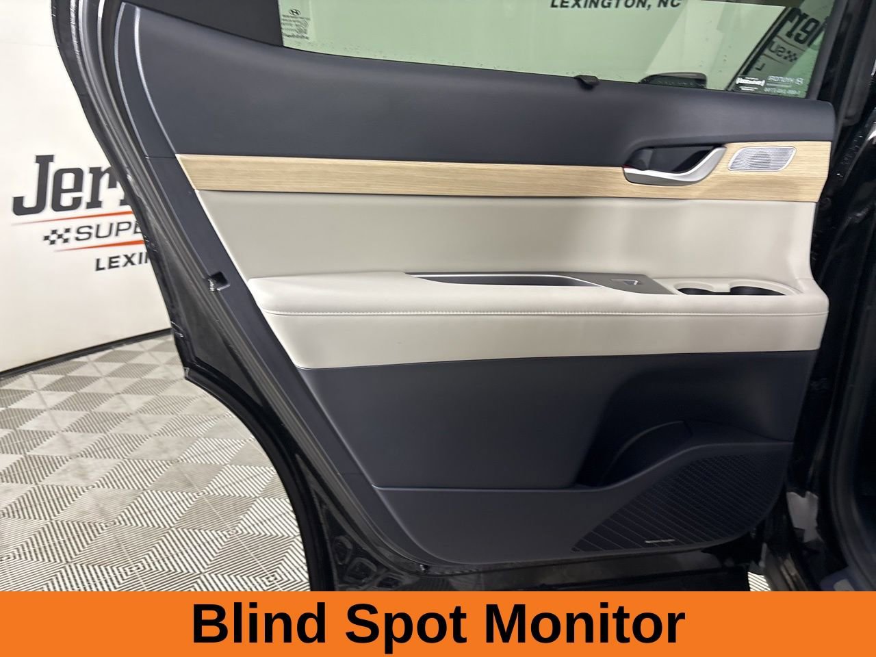 Used 2024 Hyundai Palisade Limited image 21