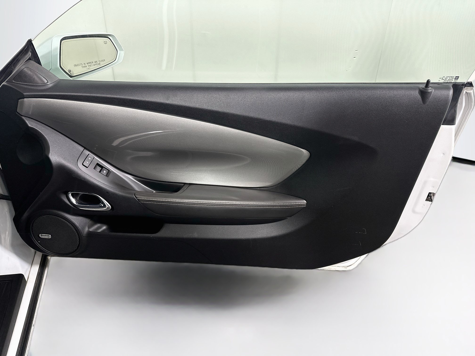 Used 2012 Chevrolet Camaro LT RWD image 29