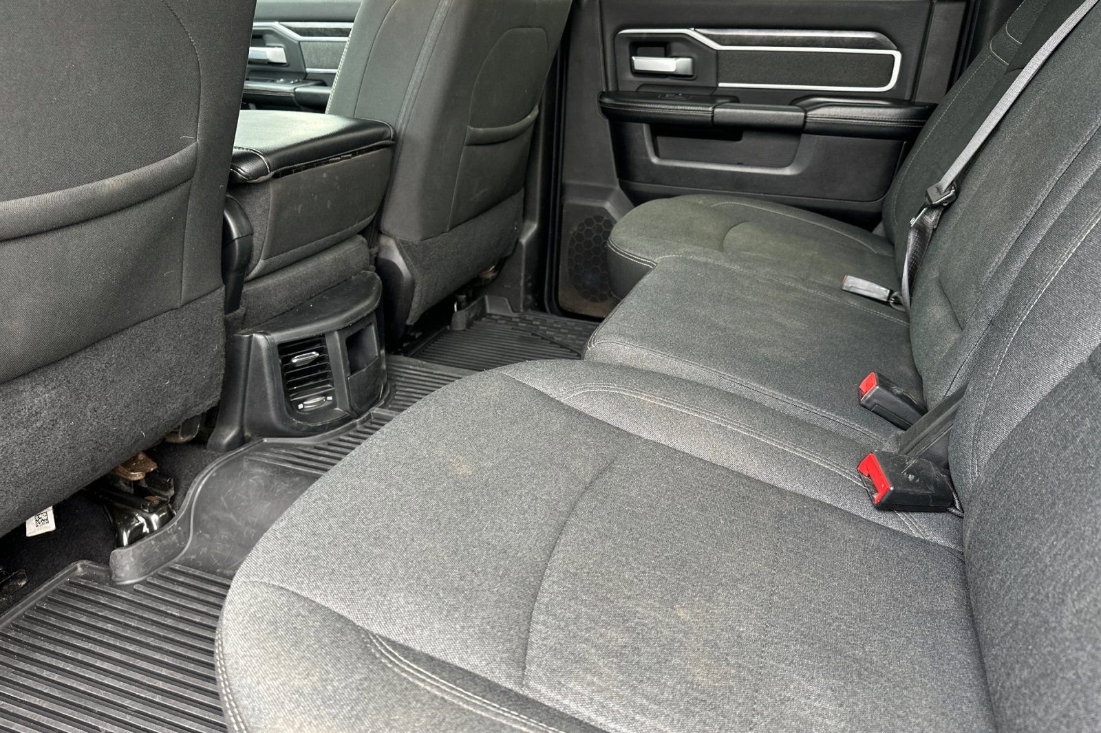 Used 2019 RAM 3500 Big Horn image 14