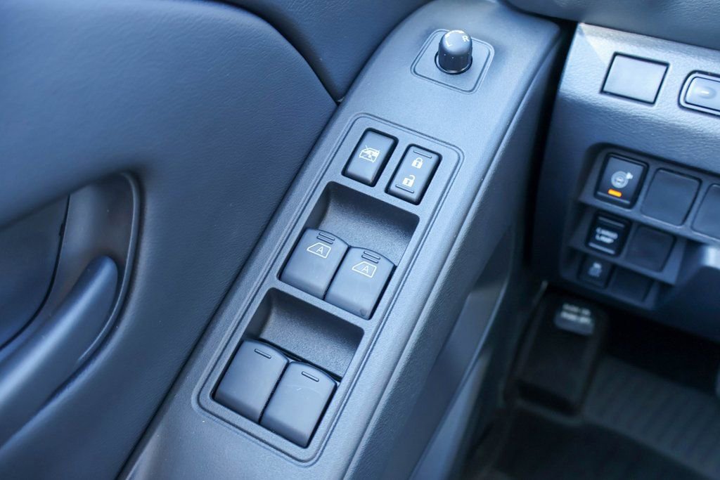 New 2026 Nissan Frontier SV image 13