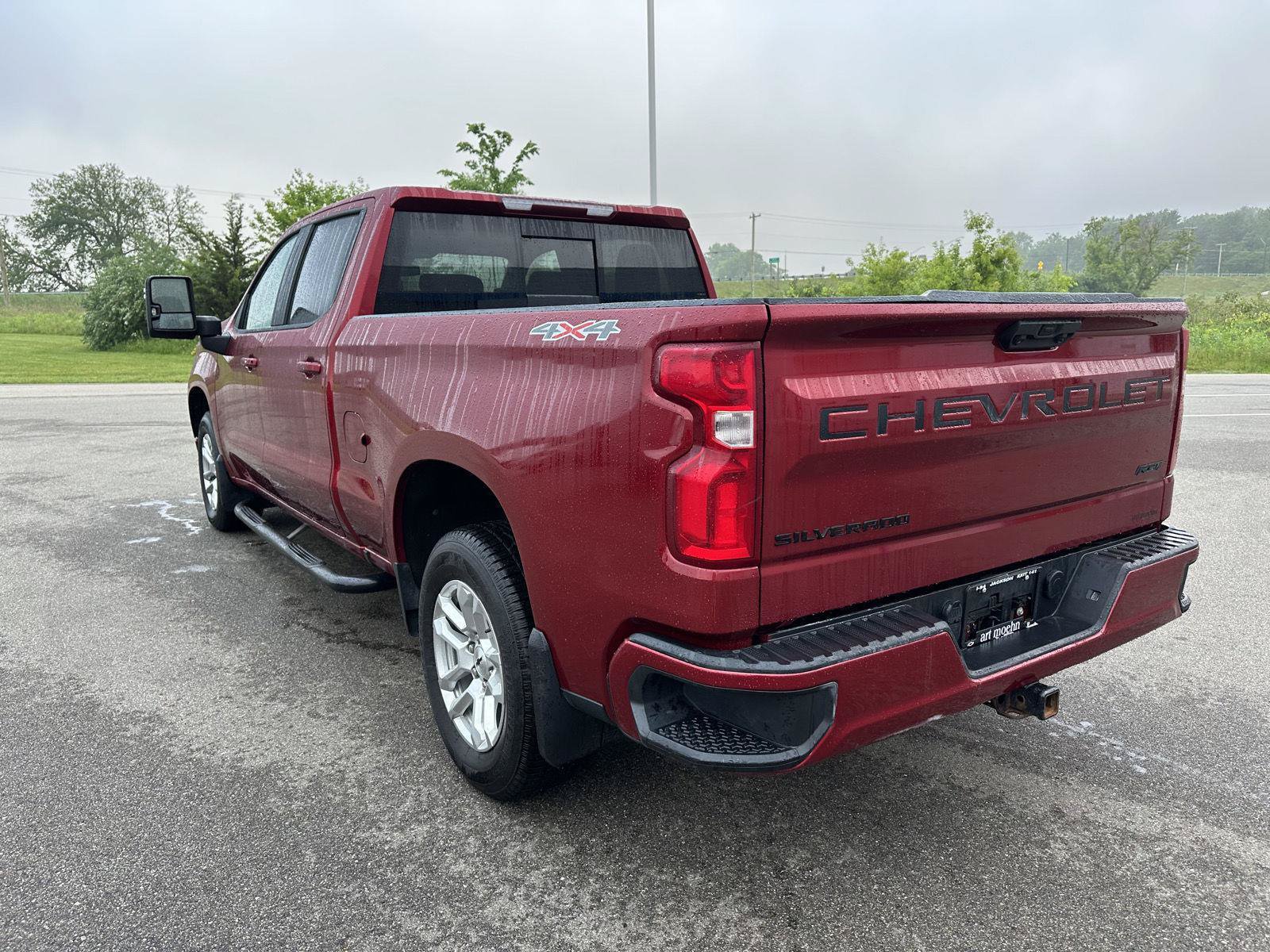 Used 2023 Chevrolet Silverado 1500 RST w/ Convenience Package II AWD/4WD image 3