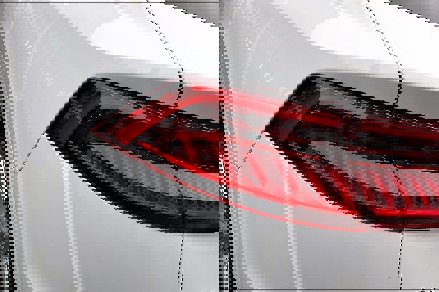 Used 2022 Audi Q8 Premium Plus image 27