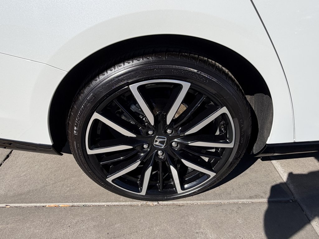 Used 2024 Honda Accord Touring image 15