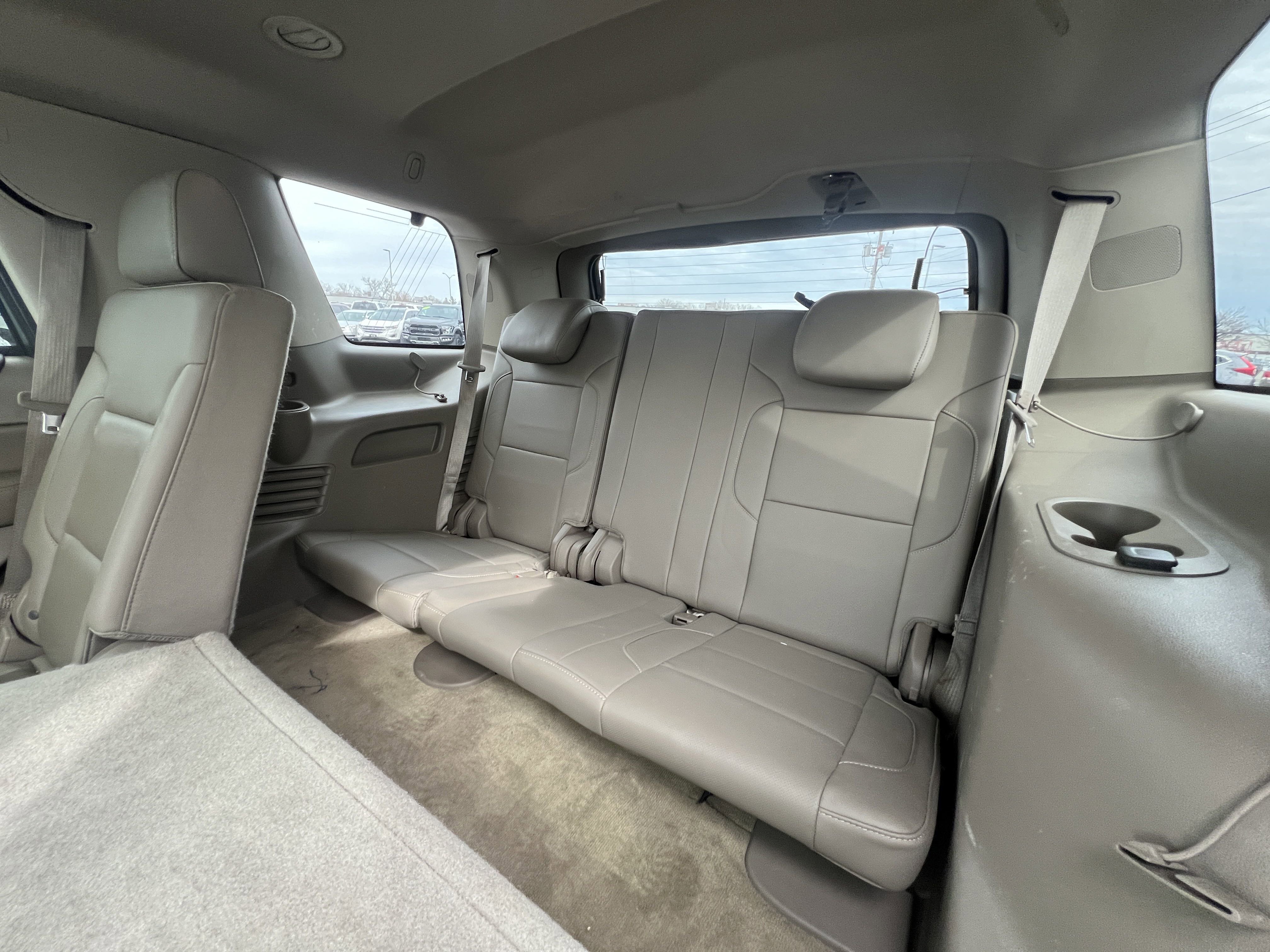 Used 2015 GMC Yukon SLT AWD/4WD image 9