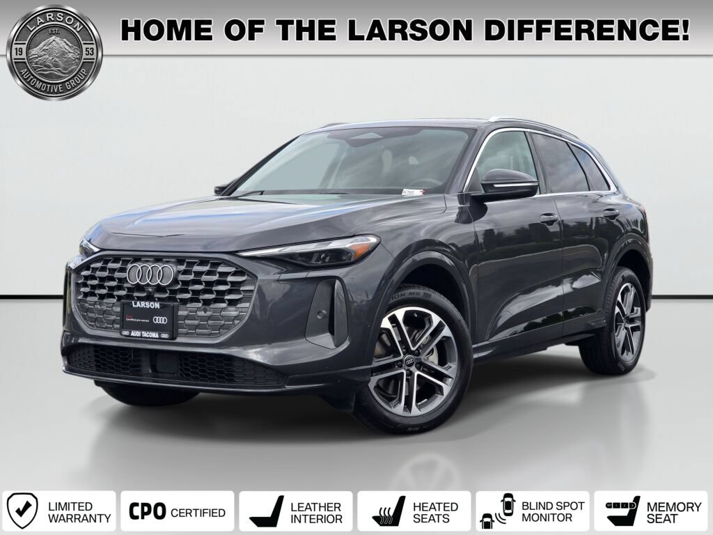 Certified 2025 Audi Q5 Premium AWD/4WD image 1