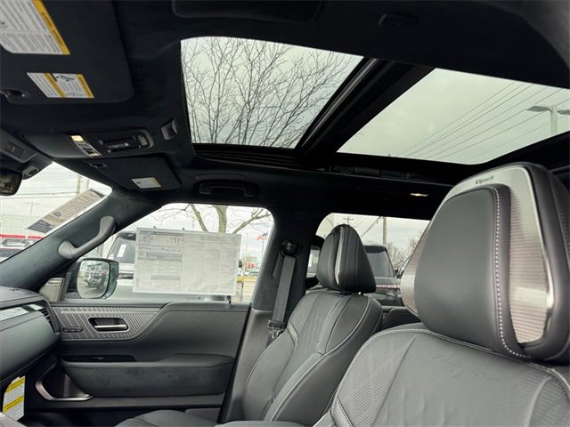 New 2026 INFINITI QX80 Autograph w/ Premium Cargo Package image 14