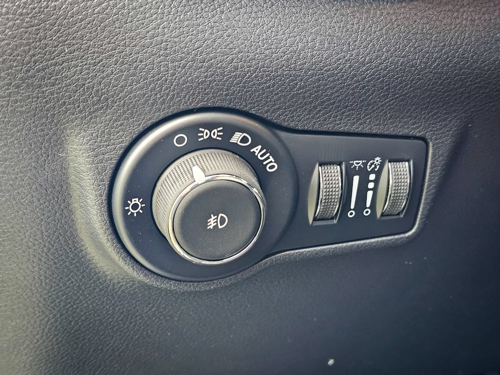 New 2026 Jeep Compass Limited AWD/4WD image 13