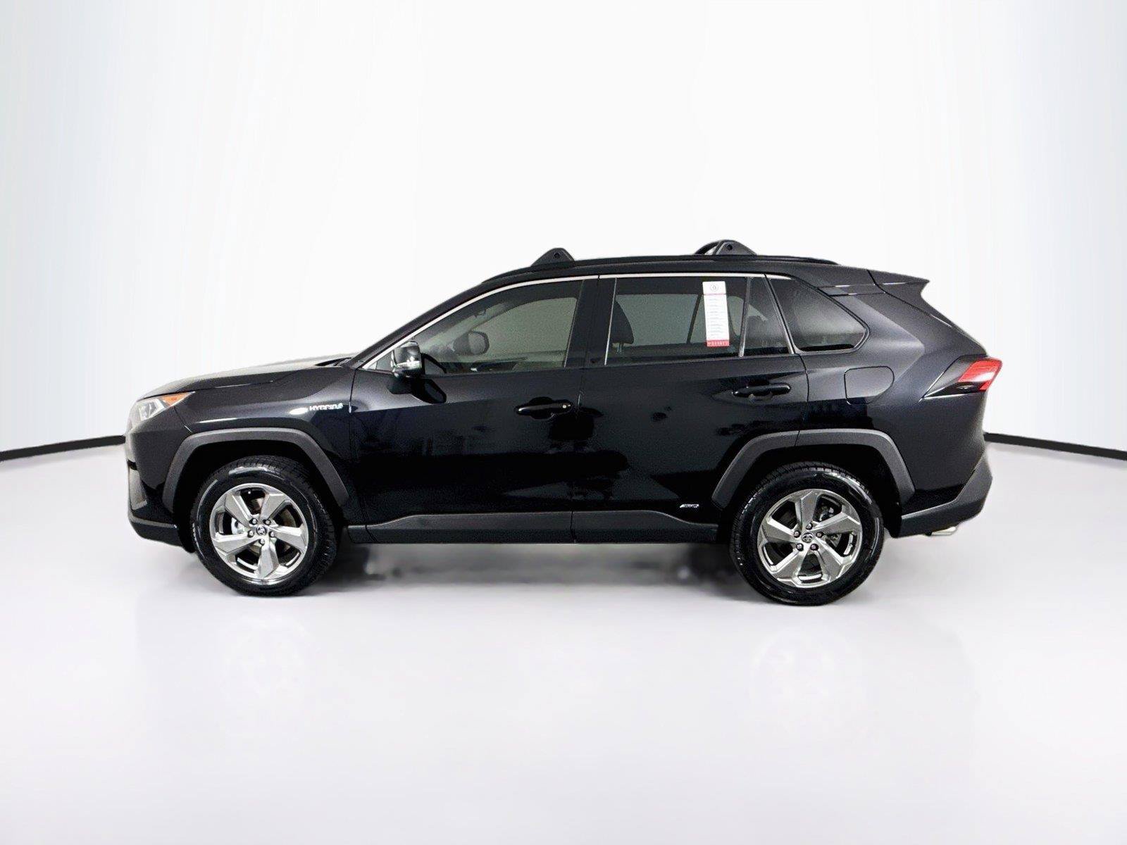 Certified 2021 Toyota RAV4 XLE Premium AWD/4WD image 13