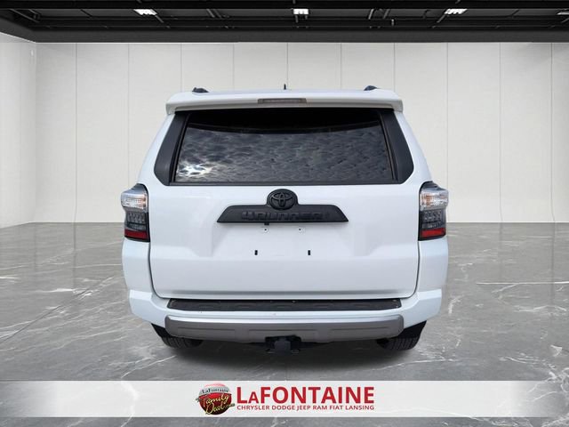 Used 2022 Toyota 4Runner TRD Off-Road Premium image 4