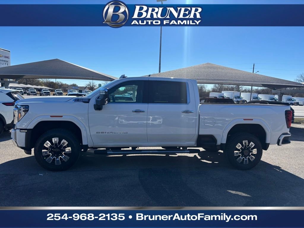 New 2026 GMC Sierra 2500 Denali w/ Denali Reserve Package image 7