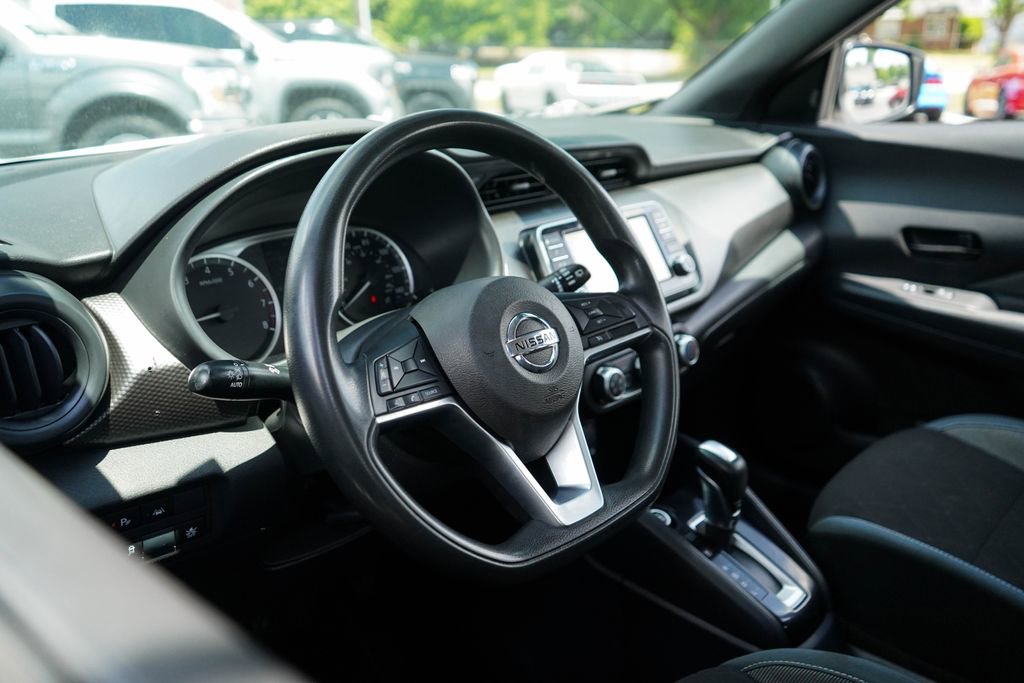 Used 2020 Nissan Kicks S FWD image 5
