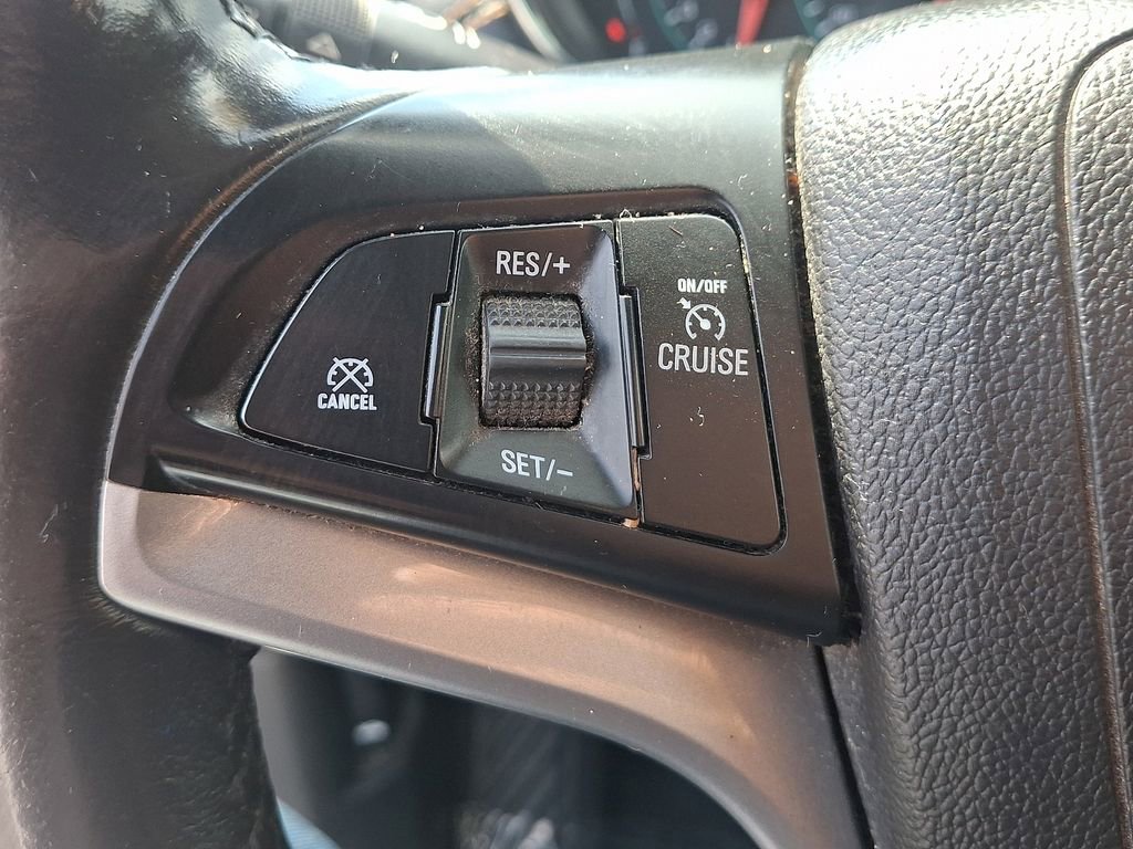 Used 2020 Chevrolet Trax LT w/ LT Convenience Package AWD/4WD image 22