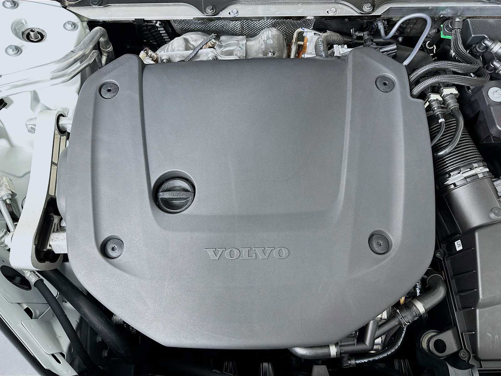 New 2026 Volvo XC90 B6 Plus w/ Protection Package image 30